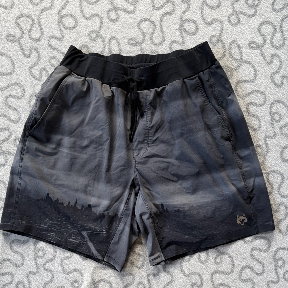 Greyson Cityscape Coywolf Short